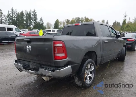 2024 Ram 1500 Laramie z USA, uszkodzony, nr VIN 1C6RREJT3RN219691